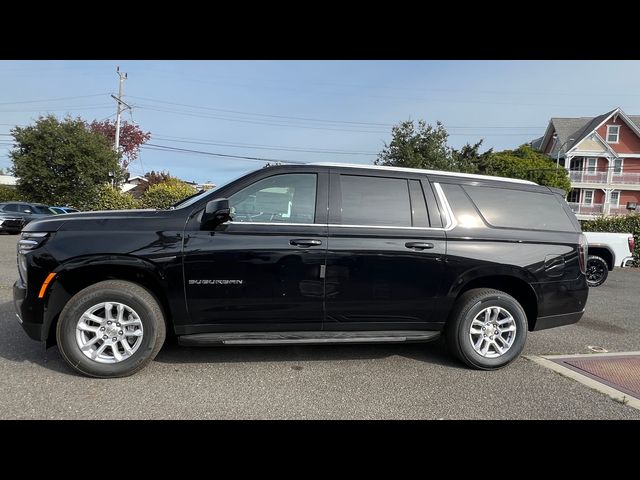 2025 Chevrolet Suburban LT