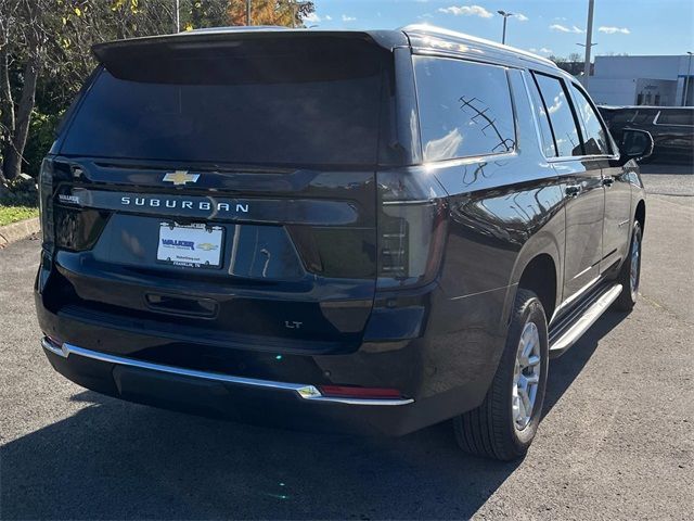 2025 Chevrolet Suburban LT