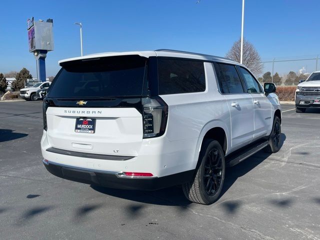 2025 Chevrolet Suburban LT