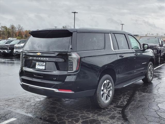 2025 Chevrolet Suburban LT