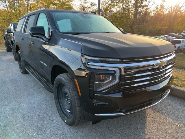 2025 Chevrolet Suburban LT