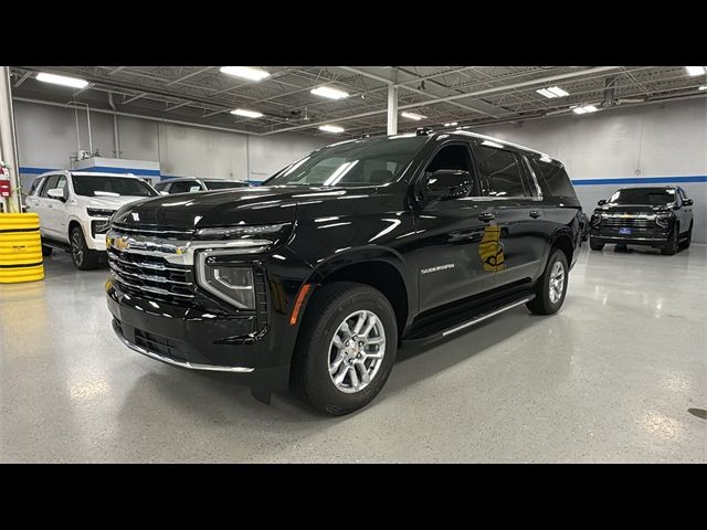 2025 Chevrolet Suburban LT