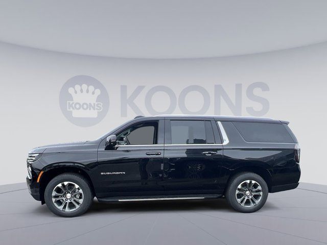 2025 Chevrolet Suburban LT