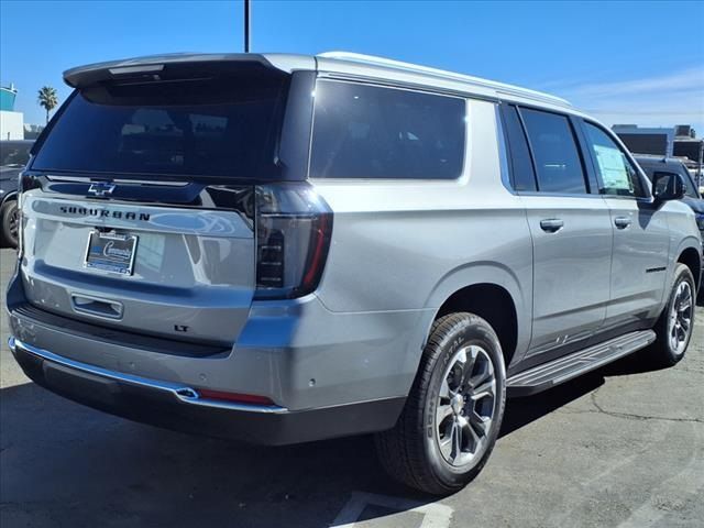 2025 Chevrolet Suburban LT