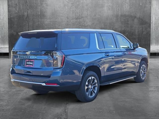 2025 Chevrolet Suburban LT