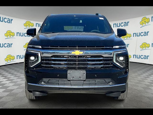 2025 Chevrolet Suburban LT