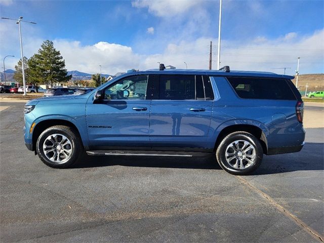 2025 Chevrolet Suburban LT