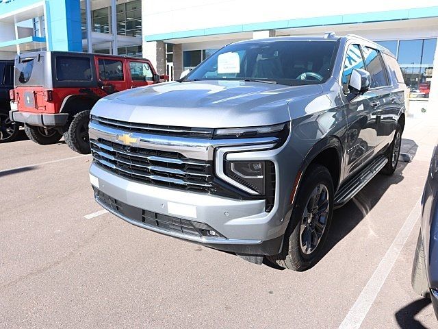 2025 Chevrolet Suburban LT