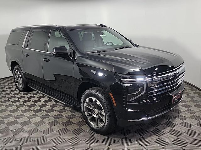 2025 Chevrolet Suburban LT