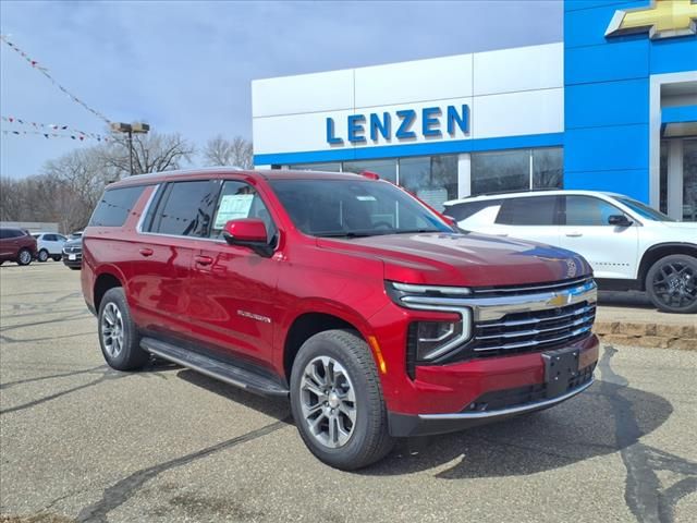 2025 Chevrolet Suburban LT
