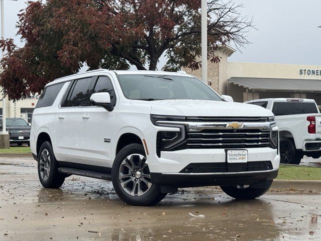 2025 Chevrolet Suburban LT