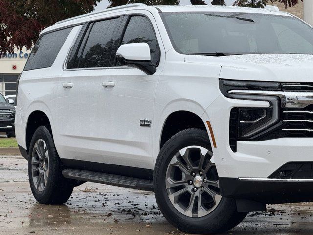 2025 Chevrolet Suburban LT