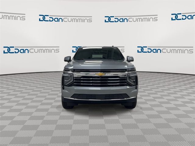 2025 Chevrolet Suburban LT