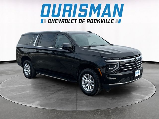 2025 Chevrolet Suburban LT