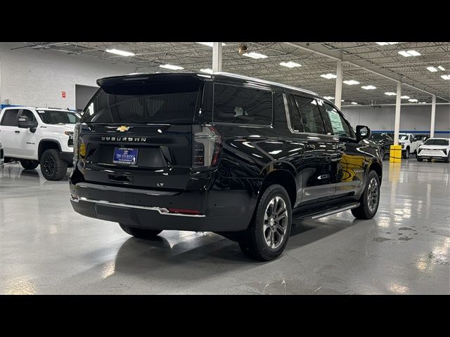 2025 Chevrolet Suburban LT