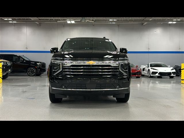 2025 Chevrolet Suburban LT