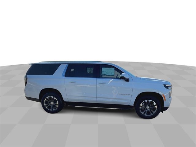 2025 Chevrolet Suburban LT