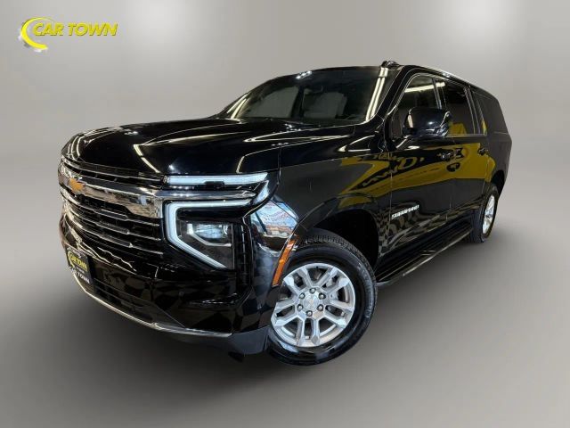 2025 Chevrolet Suburban LT