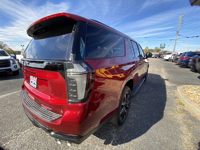 2025 Chevrolet Suburban RST