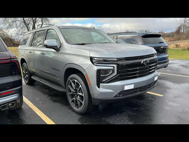 2025 Chevrolet Suburban RST