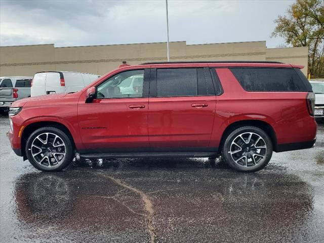 2025 Chevrolet Suburban RST