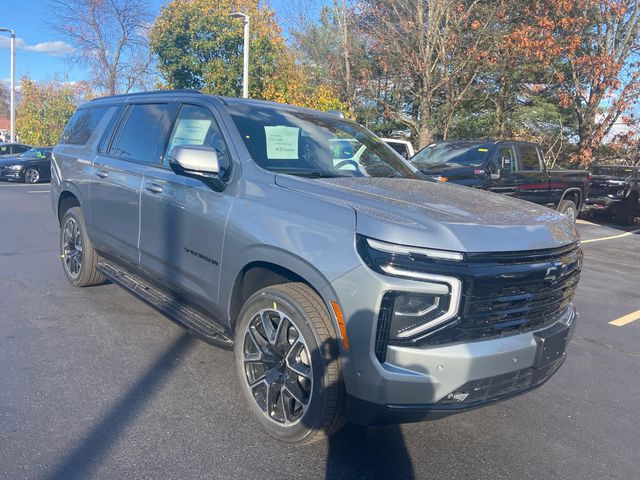 2025 Chevrolet Suburban RST