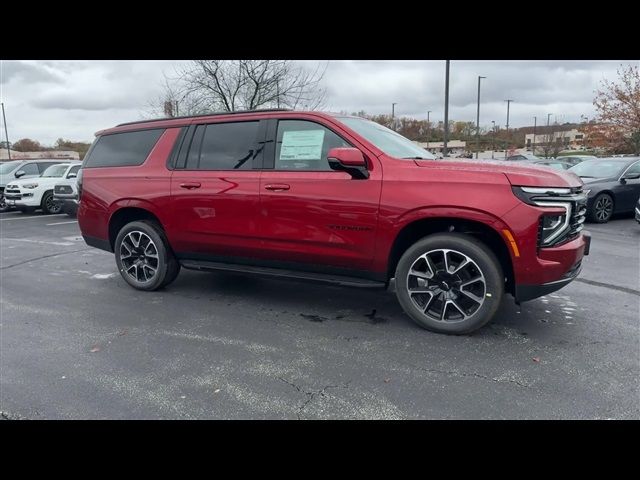 2025 Chevrolet Suburban RST