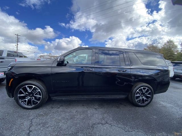 2025 Chevrolet Suburban RST