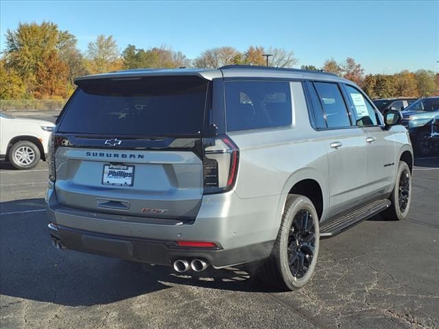 2025 Chevrolet Suburban RST