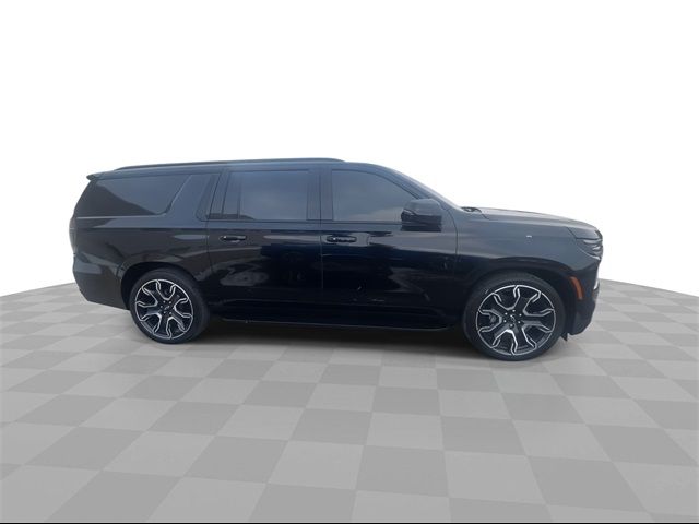 2025 Chevrolet Suburban RST