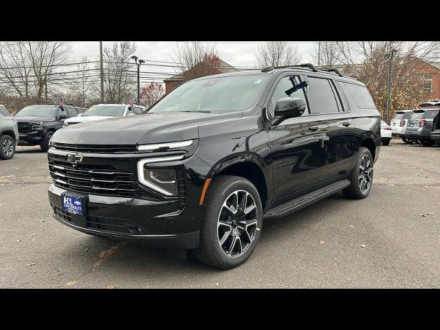 2025 Chevrolet Suburban RST