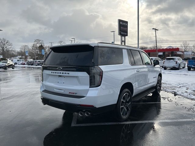 2025 Chevrolet Suburban RST