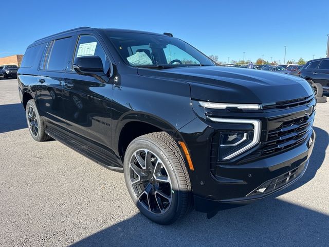 2025 Chevrolet Suburban RST