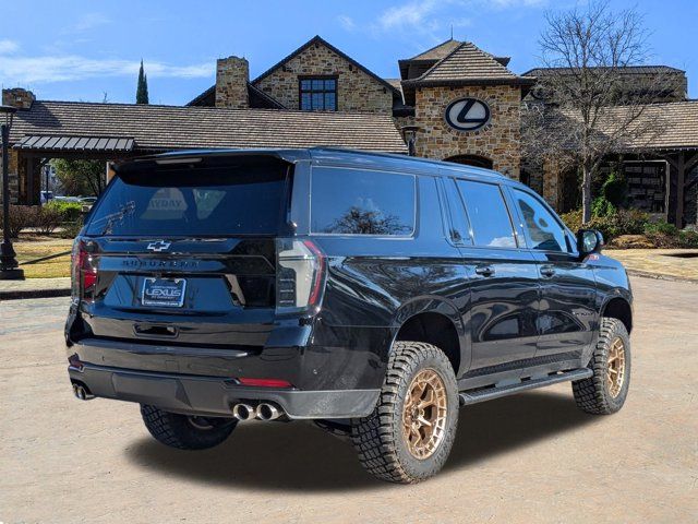 2025 Chevrolet Suburban Z71