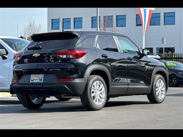 2025 Chevrolet Trailblazer LS