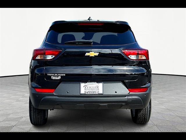 2025 Chevrolet Trailblazer LS