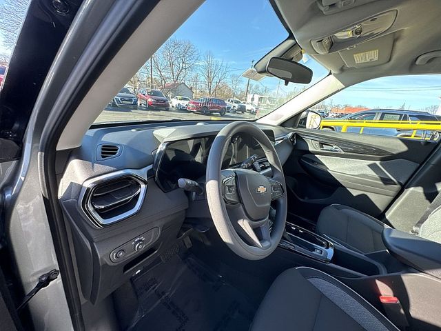 2025 Chevrolet Trailblazer LS