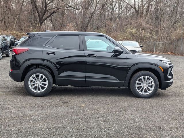 2025 Chevrolet Trailblazer LS