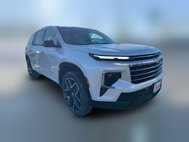 2025 Chevrolet Traverse AWD High Country