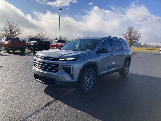 2025 Chevrolet Traverse AWD LT