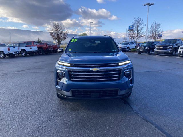 2025 Chevrolet Traverse AWD LT