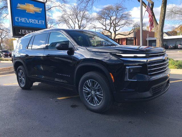 2025 Chevrolet Traverse AWD LT