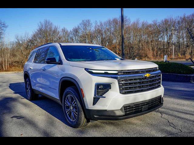 2025 Chevrolet Traverse AWD LT