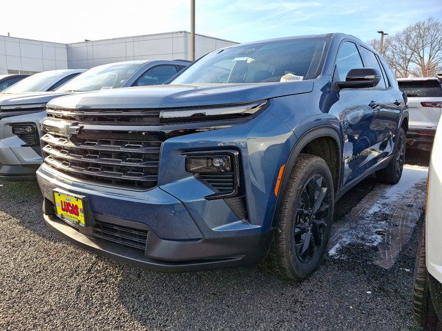 2025 Chevrolet Traverse AWD LT