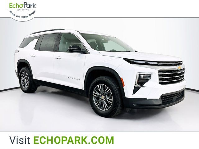 2025 Chevrolet Traverse AWD LT