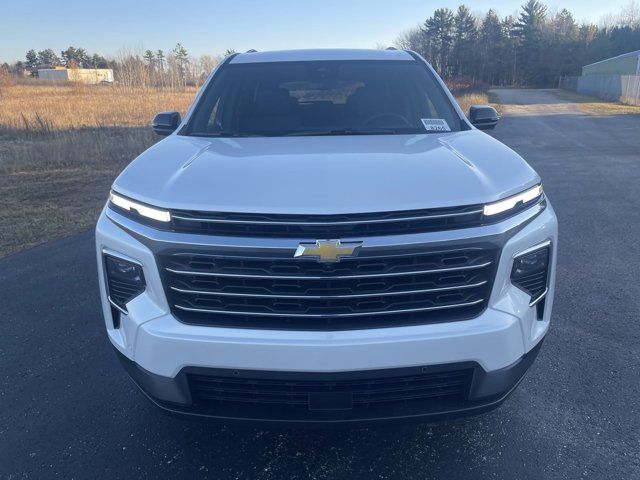 2025 Chevrolet Traverse AWD LT