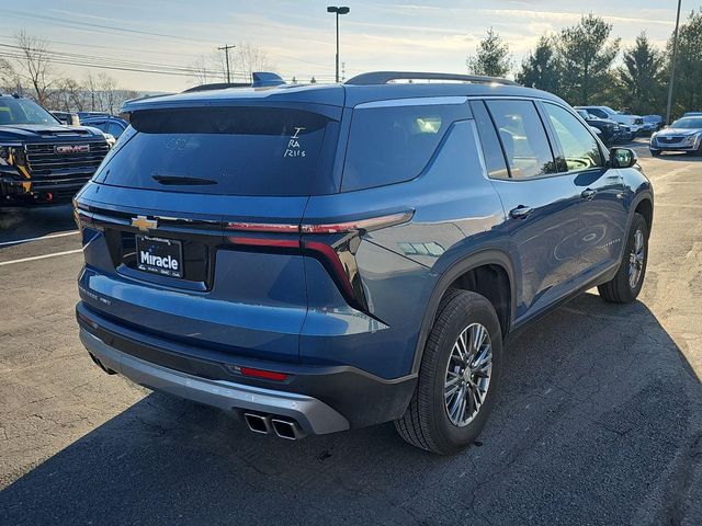 2025 Chevrolet Traverse AWD LT