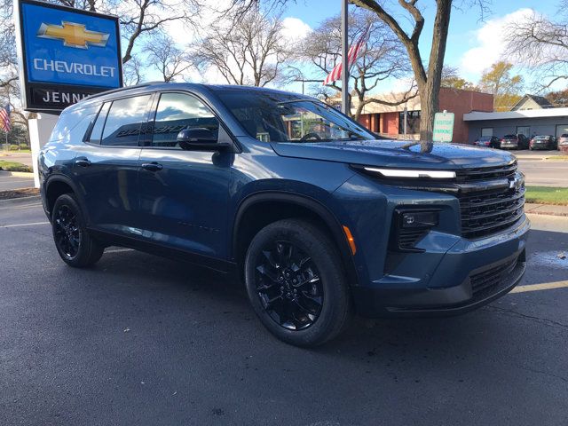 2025 Chevrolet Traverse AWD LT