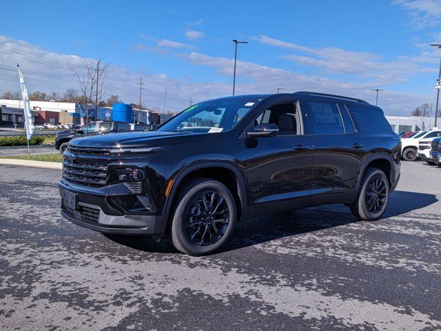 2025 Chevrolet Traverse AWD LT