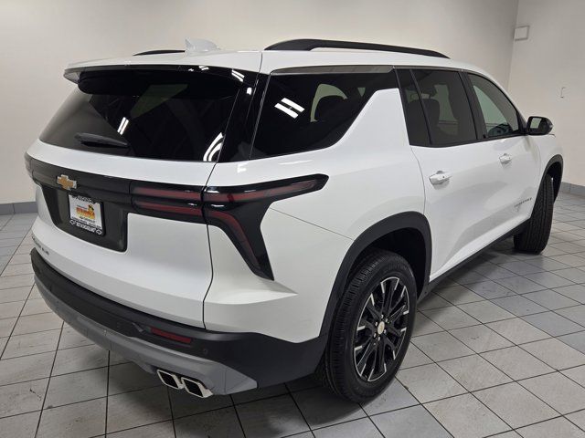 2025 Chevrolet Traverse AWD LT